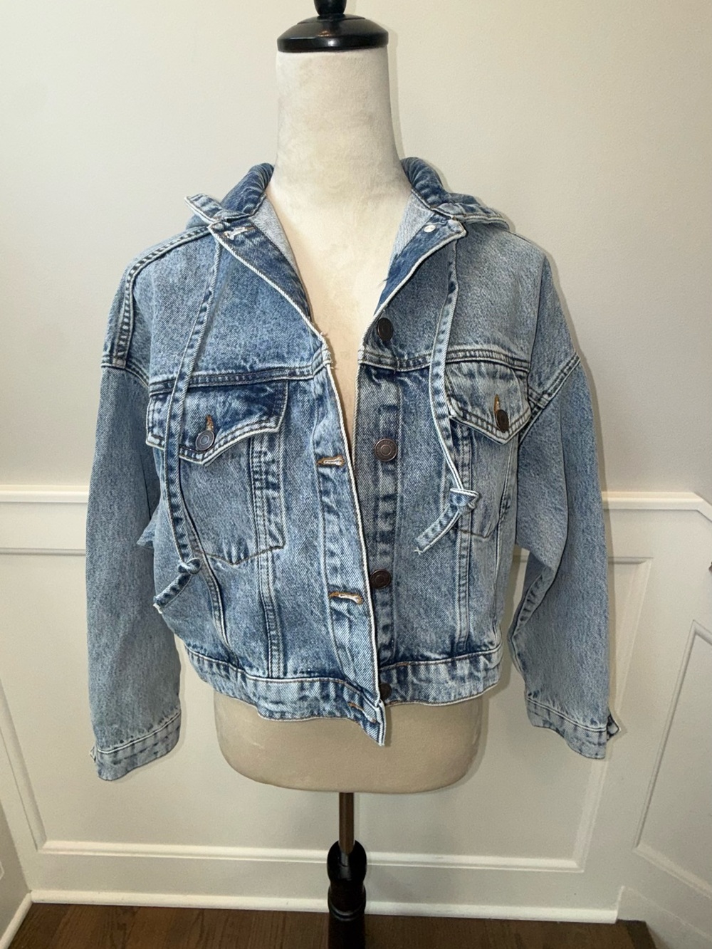 Light Wash RUTI Sz XS Hooded Denim Jacket - perfect condition!